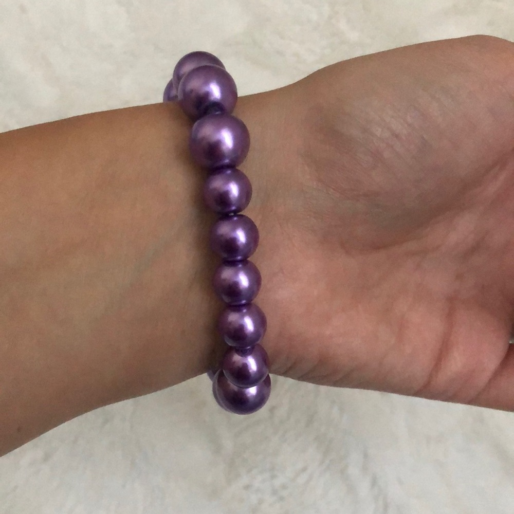Purple Pearl Bracelet - Picture 3 of 5